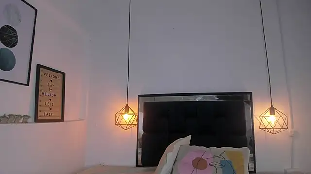 amysc online show from November 27, 1:44 pm