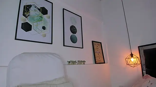 amysc online show from February 7, 11:40 am