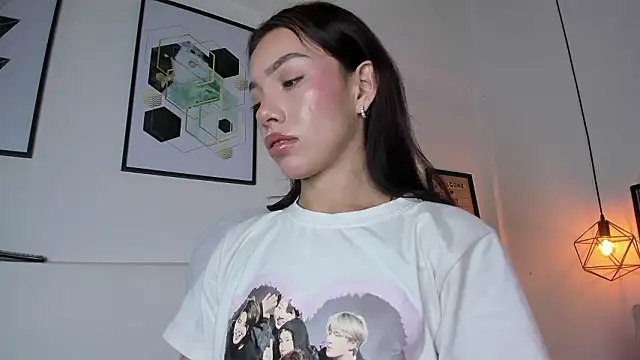 amysc online show from February 9, 11:41 am