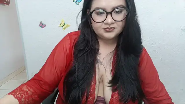 hottiechubbyy online show from December 4, 6:40 pm