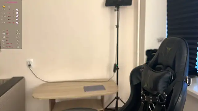 Snapshot of carthylovvve chatting on September 17, 2:52 pm carthylovvve online show from September 17, 2:52 pm