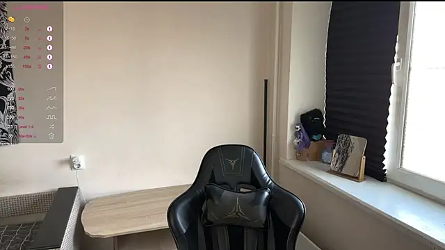 carthylovvve online show from April 2, 12:45 pm