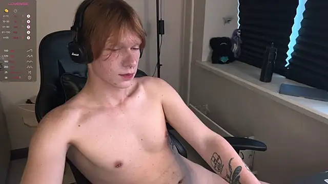 Snapshot of carthylovvve chatting on November 13, 11:36 am carthylovvve online show from November 13, 11:36 am