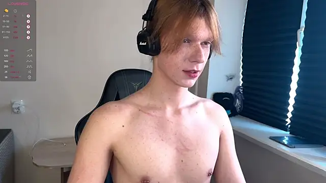 Snapshot of carthylovvve chatting on November 18, 10:07 am carthylovvve online show from November 18, 10:07 am