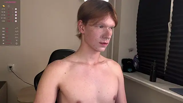 Snapshot of carthylovvve chatting on November 12, 4:33 pm carthylovvve online show from November 12, 4:33 pm