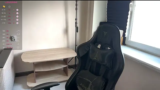 carthylovvve online show from March 1, 9:20 am