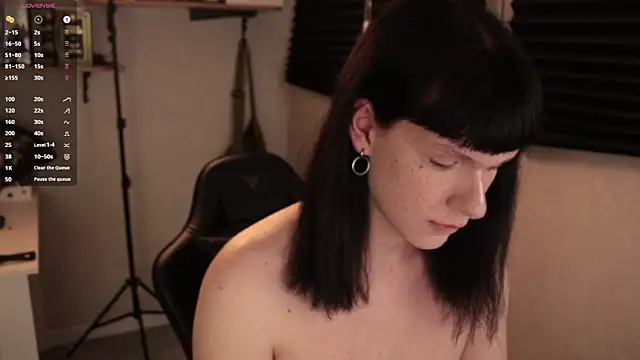 Snapshot of carthylovvve chatting on March 19, 10:09 pm carthylovvve online show from March 19, 10:09 pm