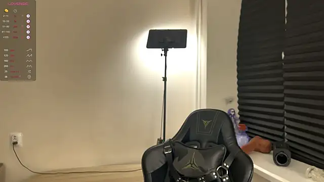 Snapshot of carthylovvve chatting on September 19, 4:11 pm carthylovvve online show from September 19, 4:11 pm