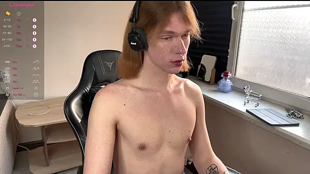 carthylovvve online show from April 16, 3:18 am