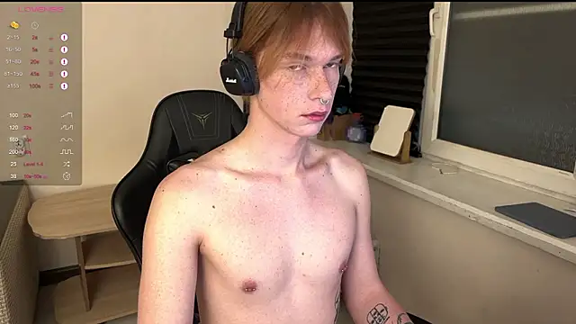 carthylovvve online show from March 30, 4:19 pm