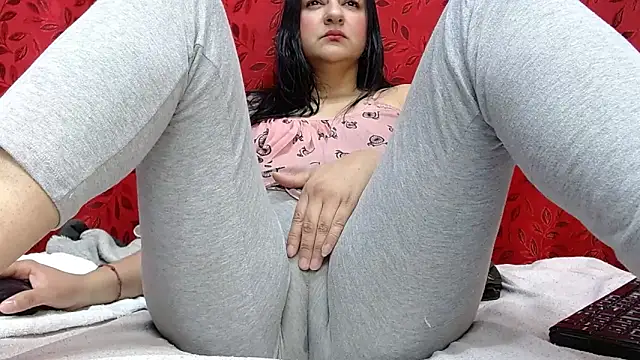 Snapshot of MELANIE_SEX69 chatting on February 17, 9:34 pm MELANIE SEX69 online show from February 17, 9:34 pm