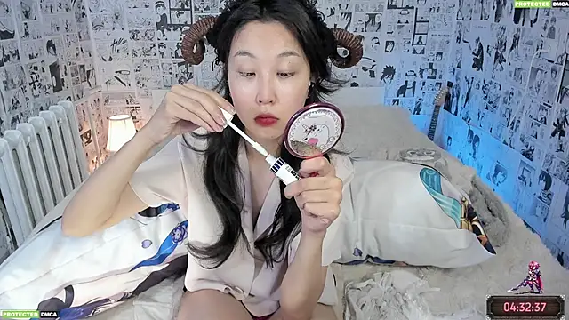 Snapshot of Minami_686 chatting on November 17, 10:14 pm Minami 686 online show from November 17, 10:14 pm