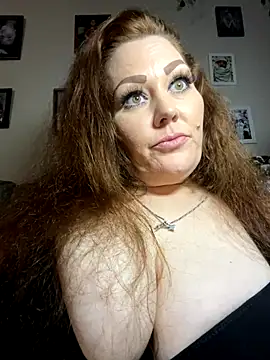 fatfabulous1981 online show from November 9, 11:36 am