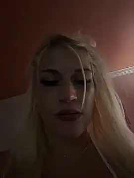 SexxxiLexiiii online show from June 21, 5:46 am