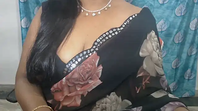 Snapshot of Sophia_your chatting on April 22, 4:36 pm Sophia your online show from April 22, 4:36 pm