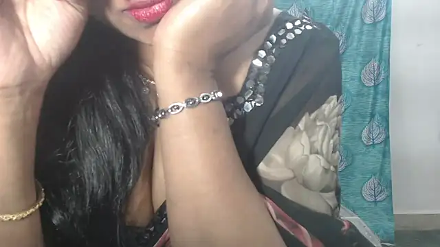 Sophia your online show from January 6, 5:17 pm