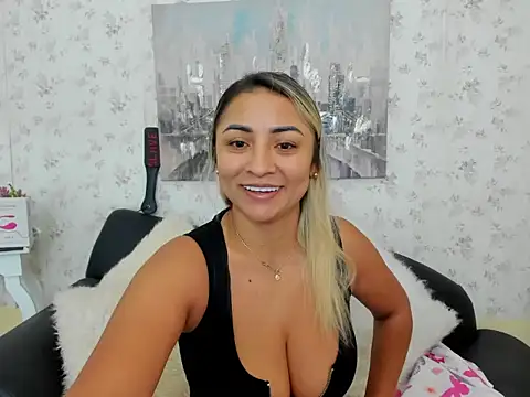 milf bigass  online show from February 17, 12:35 pm