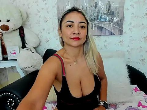 milf bigass  online show from March 7, 12:43 pm