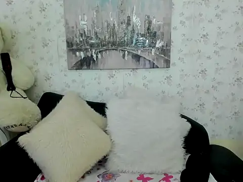 milf bigass  online show from March 11, 12:32 pm