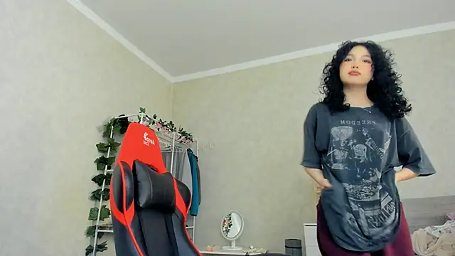 Snapshot of wastforu chatting on January 4, 7:34 am wastforu online show from January 4, 7:34 am