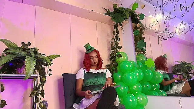 Snapshot of saray_mardez chatting on March 17, 3:29 pm saray mardez online show from March 17, 3:29 pm