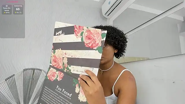 Snapshot of saray_mardez chatting on September 9, 12:14 pm saray mardez online show from September 9, 12:14 pm