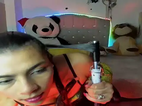 Lilithsabeth online show from December 20, 12:13 am