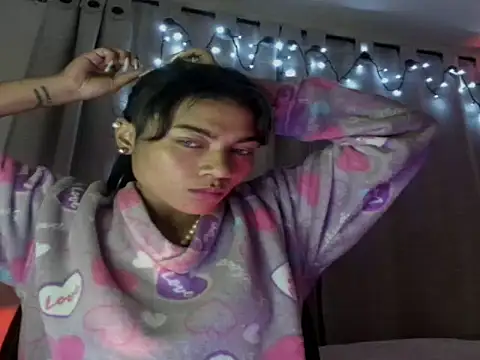 Lilithsabeth online show from April 5, 2:29 am