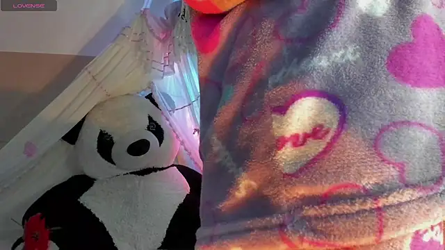 Lilithsabeth online show from November 4, 8:29 am