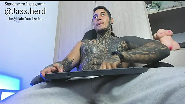 JAXXXONHERD online show from December 15, 8:25 pm