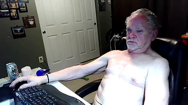 nobledad online show from March 29, 2:02 am