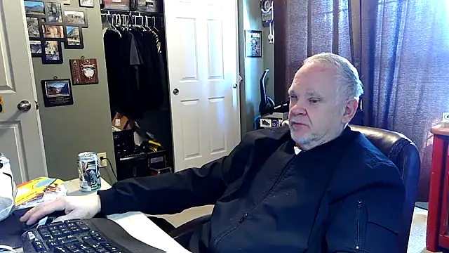 nobledad online show from February 27, 2:39 pm