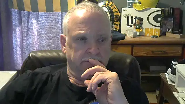 Snapshot of nobledad chatting on March 18, 8:59 pm nobledad online show from March 18, 8:59 pm