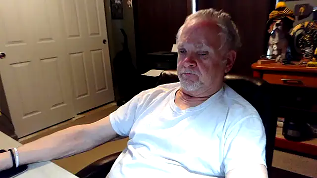 nobledad online show from March 30, 11:39 pm