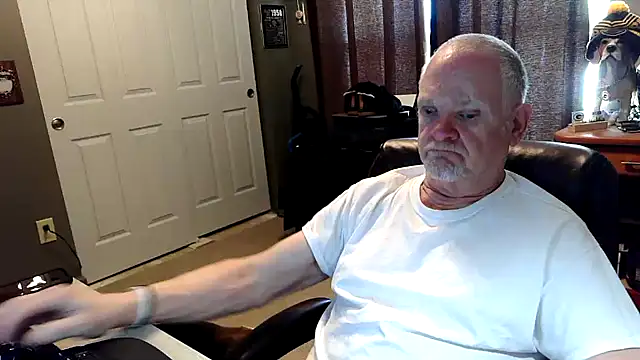 nobledad online show from April 7, 6:21 pm