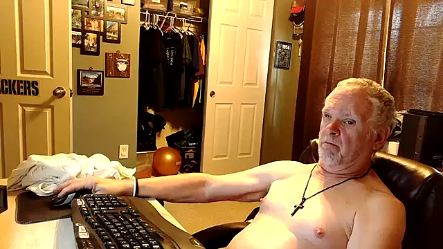 Snapshot of nobledad chatting on October 18, 6:54 pm nobledad online show from October 18, 6:54 pm