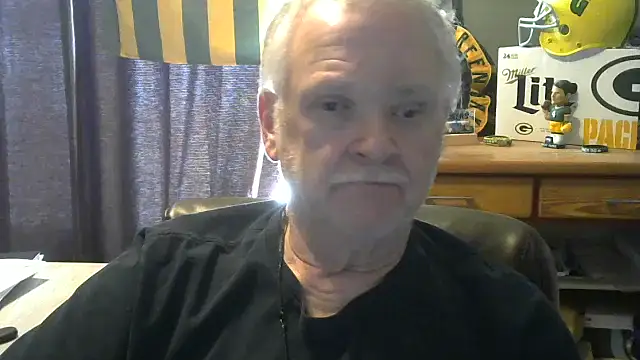 Snapshot of nobledad chatting on March 13, 6:23 pm nobledad online show from March 13, 6:23 pm