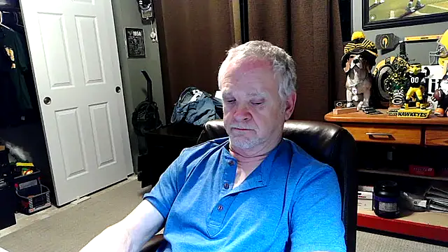 nobledad online show from April 4, 2:07 am