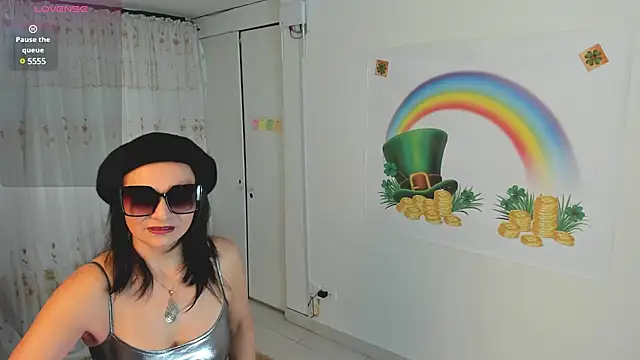 lollita 23  online show from March 19, 8:11 pm