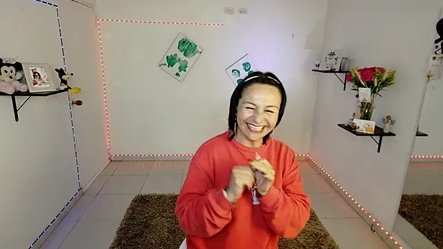 Snapshot of lollita_23_ chatting on January 7, 6:35 pm lollita 23 online show from January 7, 6:35 pm