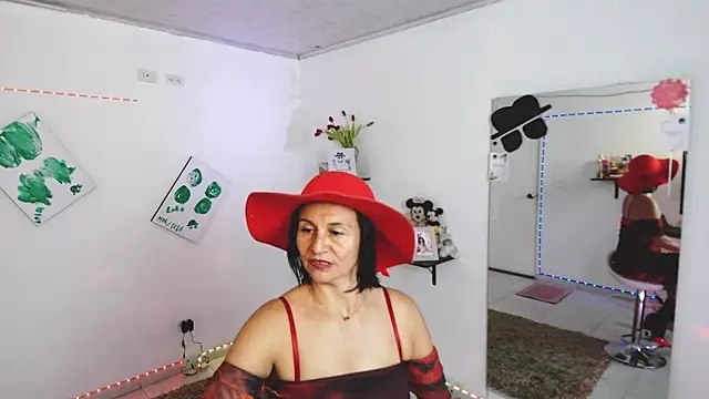 lollita 23  online show from September 24, 8:26 pm