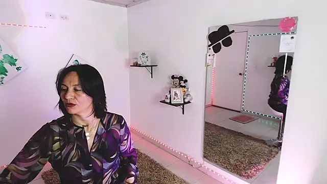 lollita 23  online show from September 26, 3:08 pm