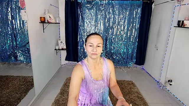 lollita 23  online show from March 24, 8:20 pm