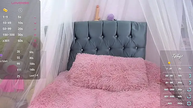 Dreams sophi online show from September 12, 8:19 pm