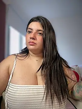 horny roomiess online show from May 30, 10:37 pm