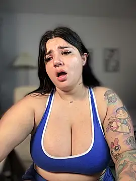 horny roomiess online show from November 2, 11:32 pm