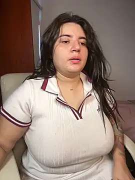 horny roomiess online show from June 18, 8:58 pm