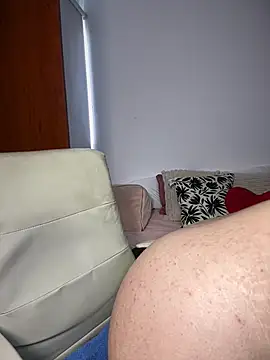 horny roomiess online show from July 15, 2:57 pm