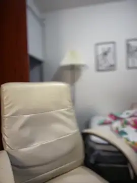 horny roomiess online show from April 3, 11:22 pm