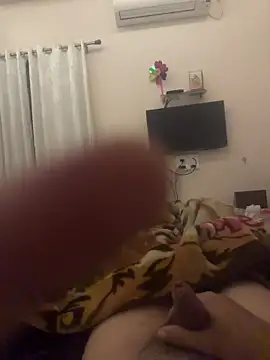 hornyguy271192 online show from January 12, 12:06 am